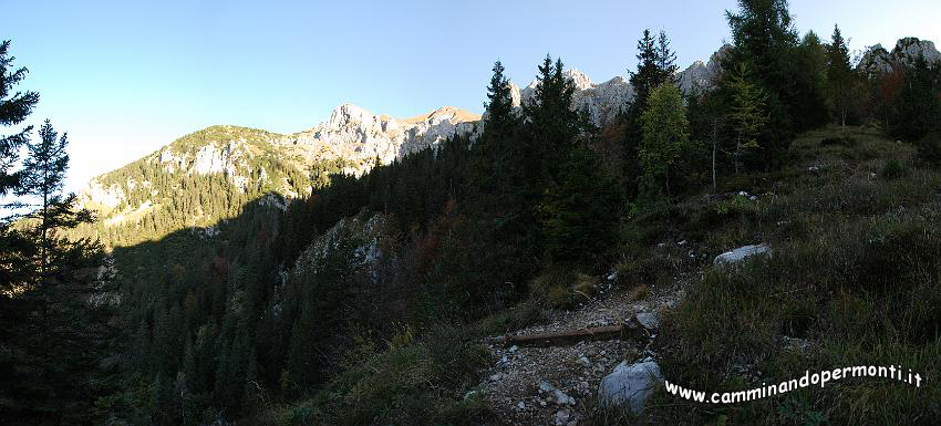 09 11455 Panoramica dal sentiero 118.jpg